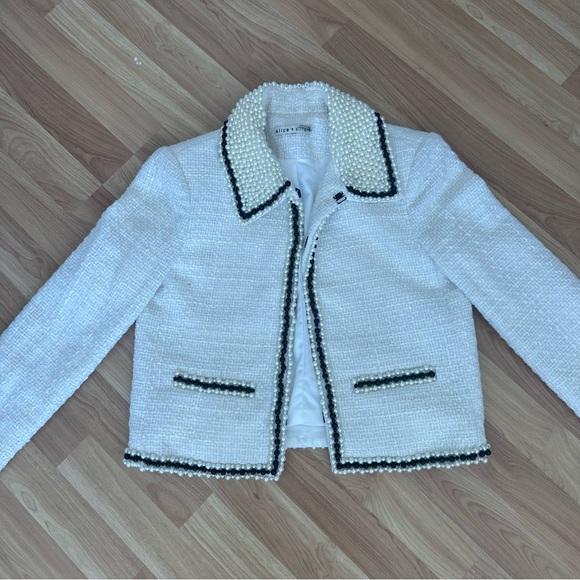 Alice + Olivia Kidman Pearl Embellished Collar Tweed Boxy Jacket Size S - Picture 3 of 7